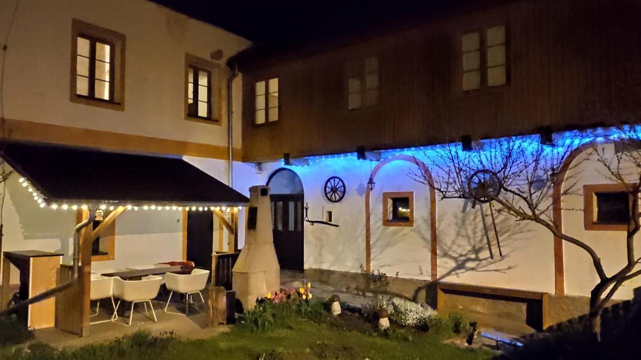 H@M Penzion Žlutice Extérieur photo